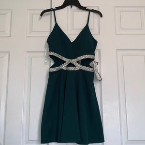 Speechless Macy Emerald Green Silver Cutout Midriff Party Fit Flare Dress Padded